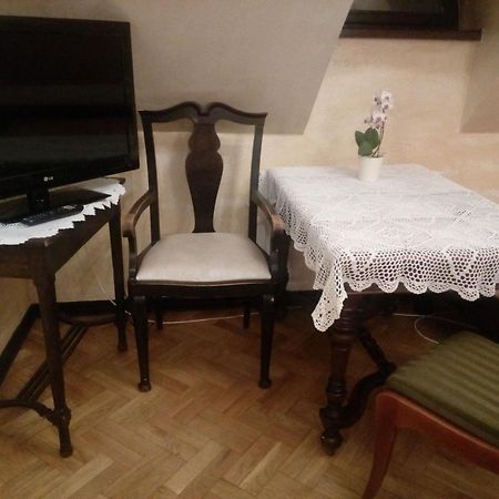 Dwor Anna Bed & Breakfast Ciecierzyn Room photo